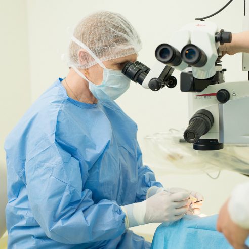 injectii intravitreene bun