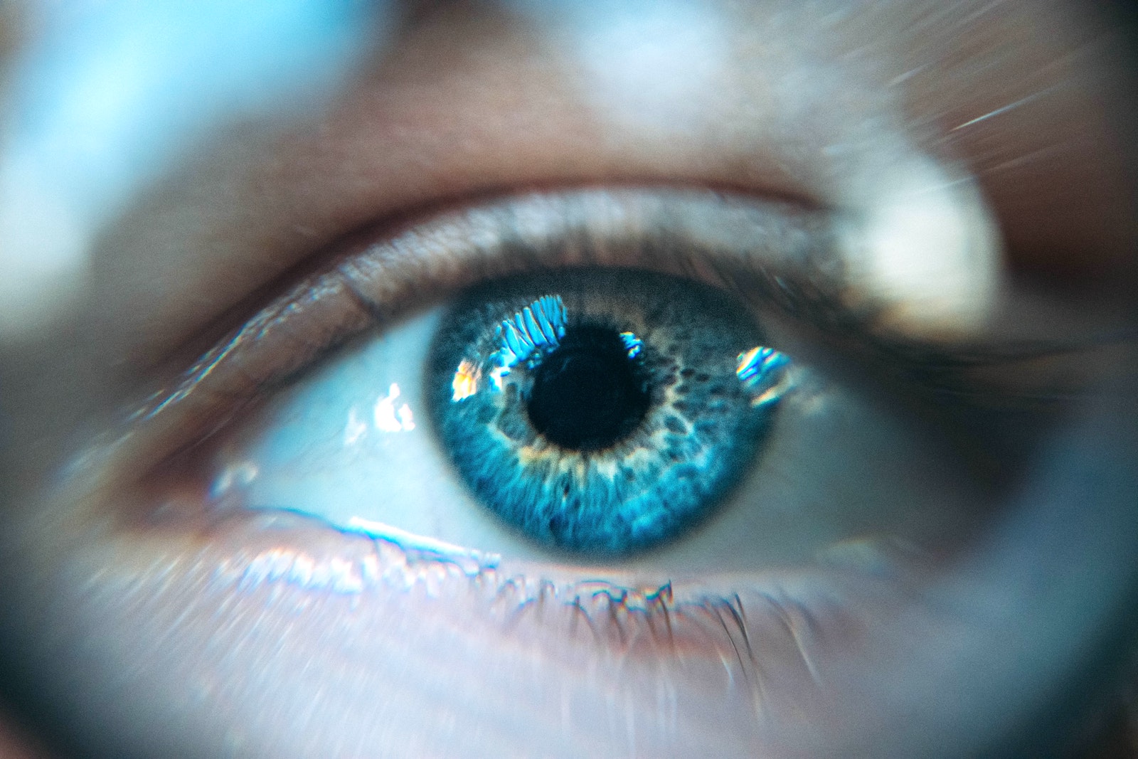 Hipertensiunea oculară – cauze, complicații și examinări oftalmologice recomandate